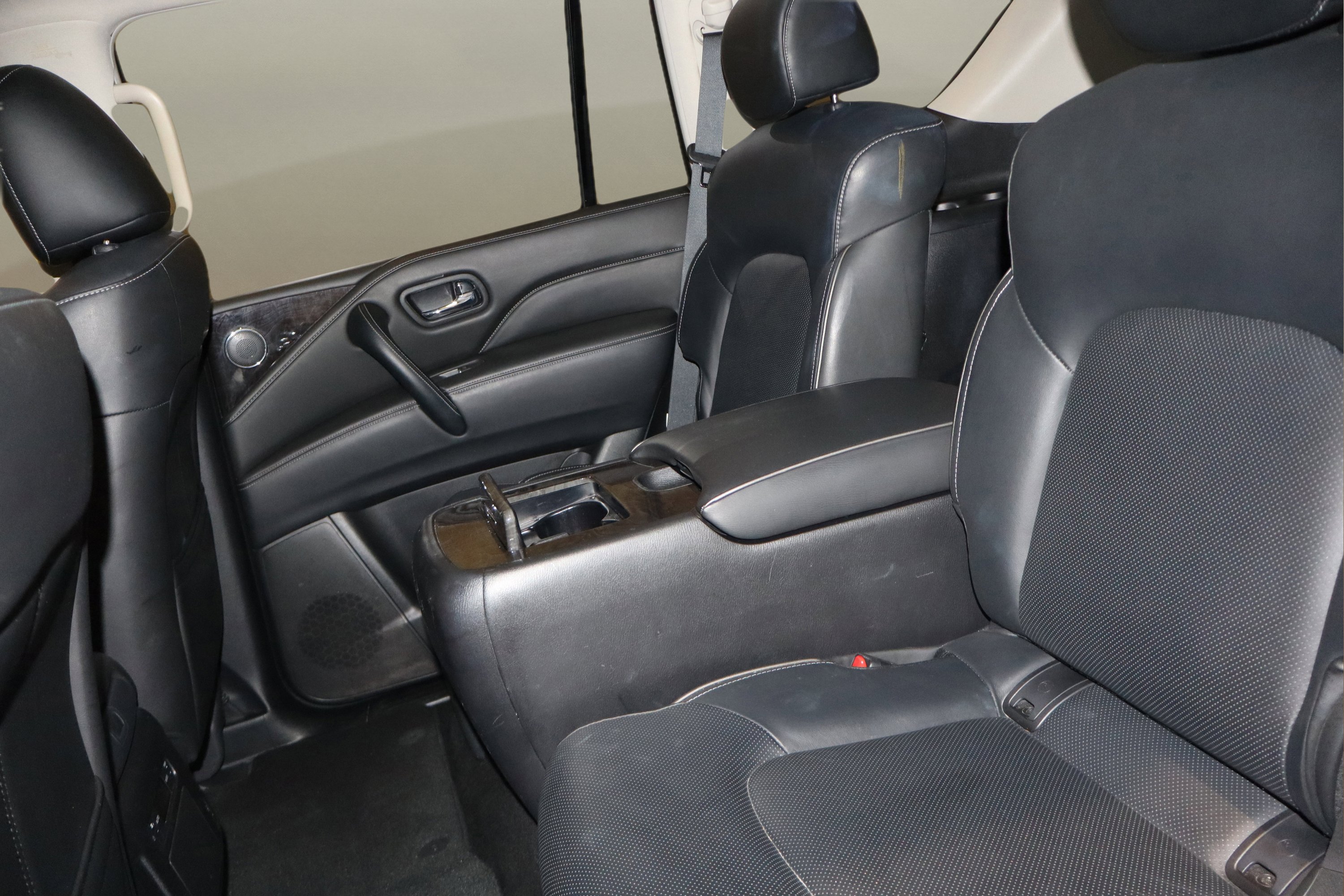 Used 2024 INFINITI QX80 Luxe image 14