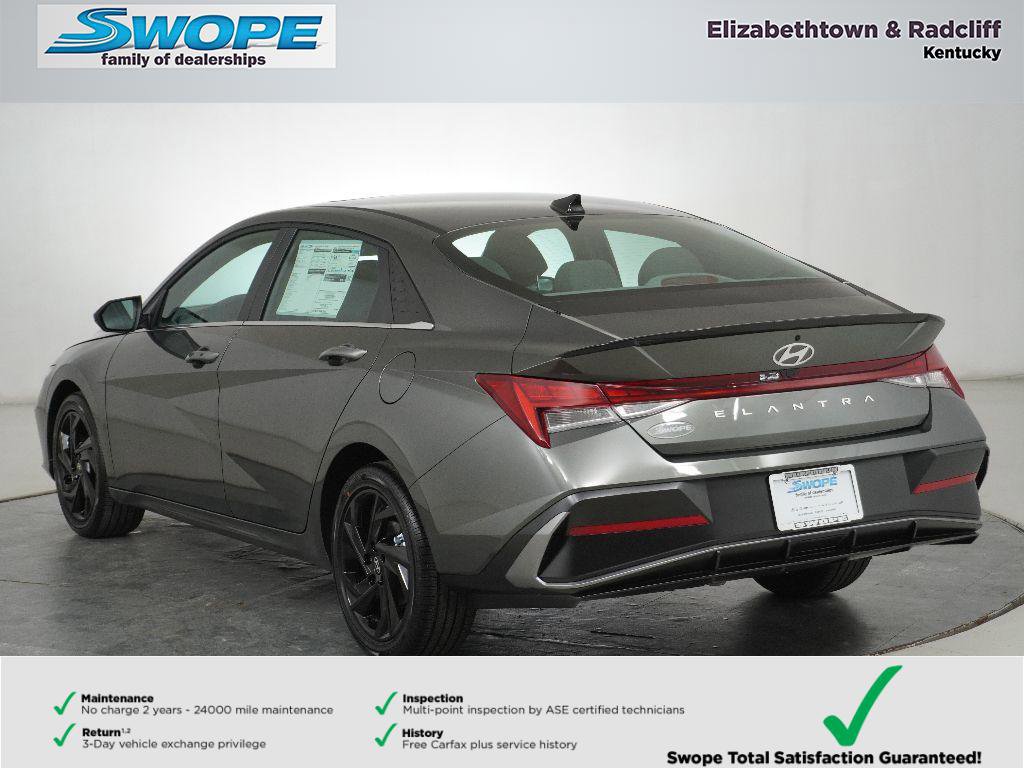 New 2026 Hyundai Elantra SEL Sport Premium image 5