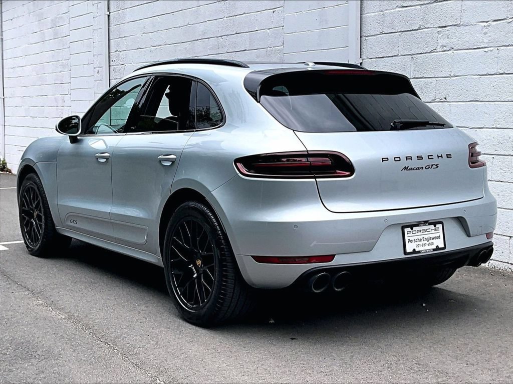 Used 2017 Porsche Macan GTS AWD/4WD image 3