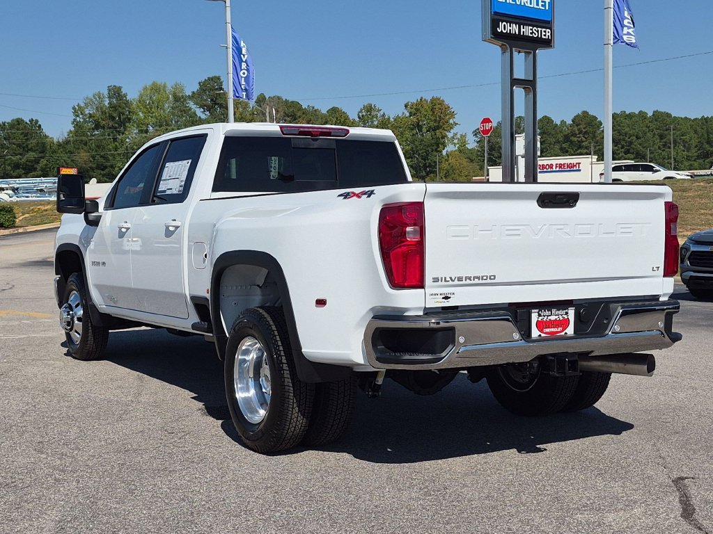 New 2026 Chevrolet Silverado 3500 LT w/ All Star Edition AWD/4WD image 6