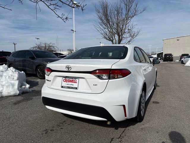 Used 2022 Toyota Corolla LE image 5