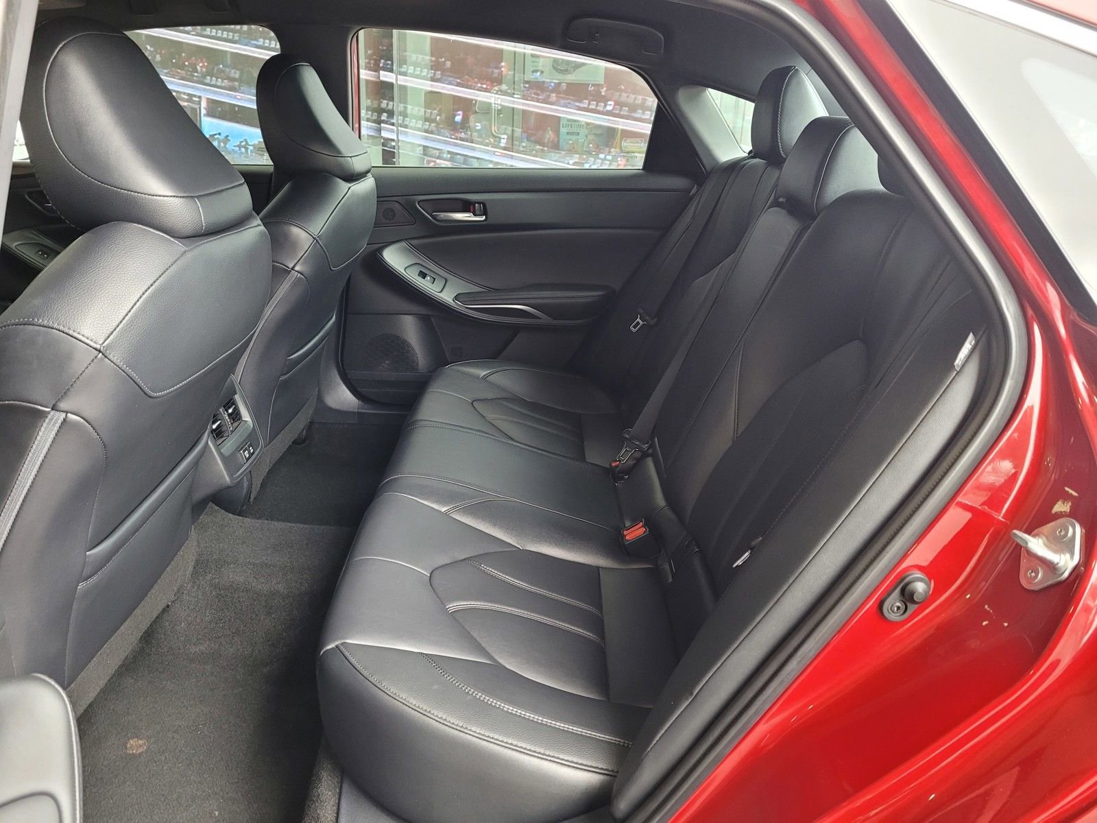 Certified 2022 Toyota Avalon XLE image 11