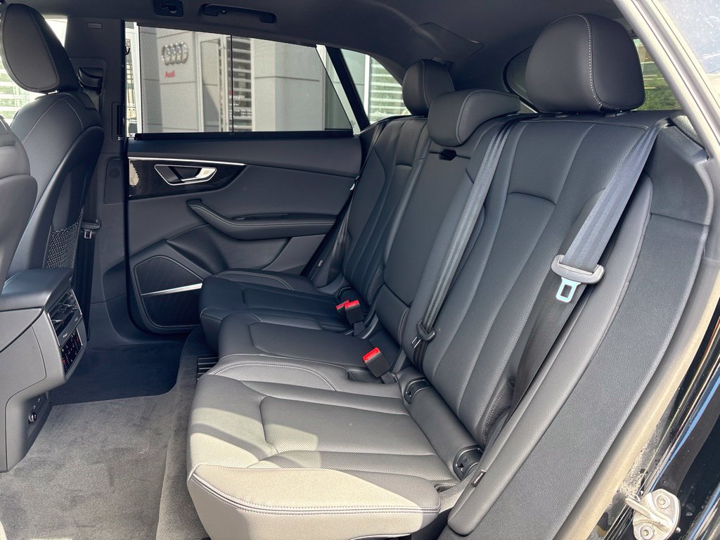 New 2027 Audi Q8 Premium Plus AWD/4WD image 30