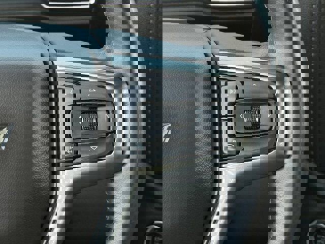 Used 2022 Chevrolet Silverado 1500 LTZ image 17