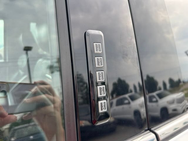 Used 2024 Ford F350 Platinum w/ Tremor Off-Road Package AWD/4WD image 12