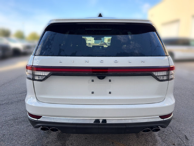 New 2027 Lincoln Aviator AWD image 7