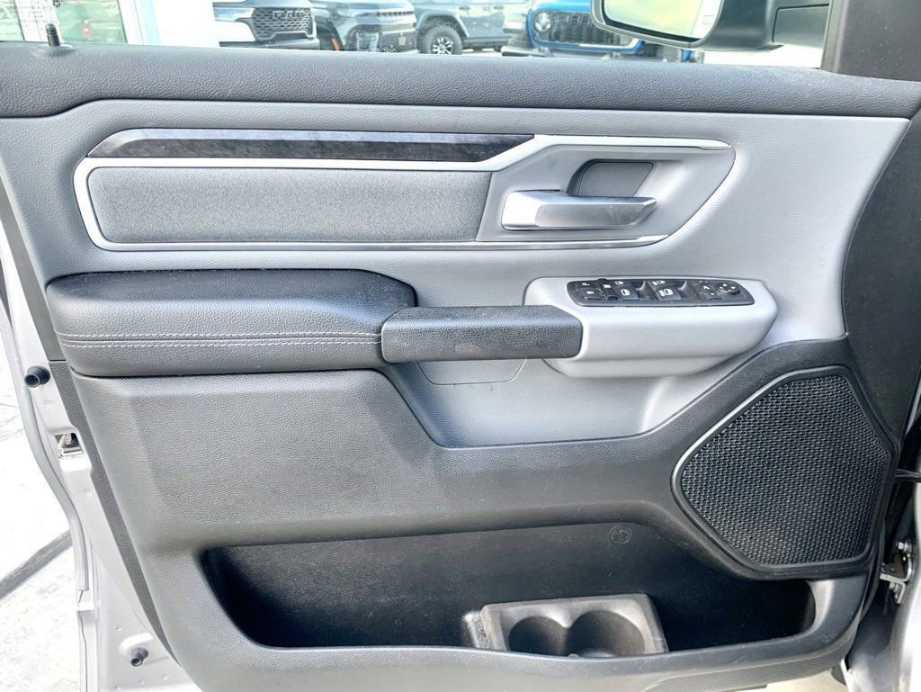 Used 2020 RAM 1500 Big Horn image 12