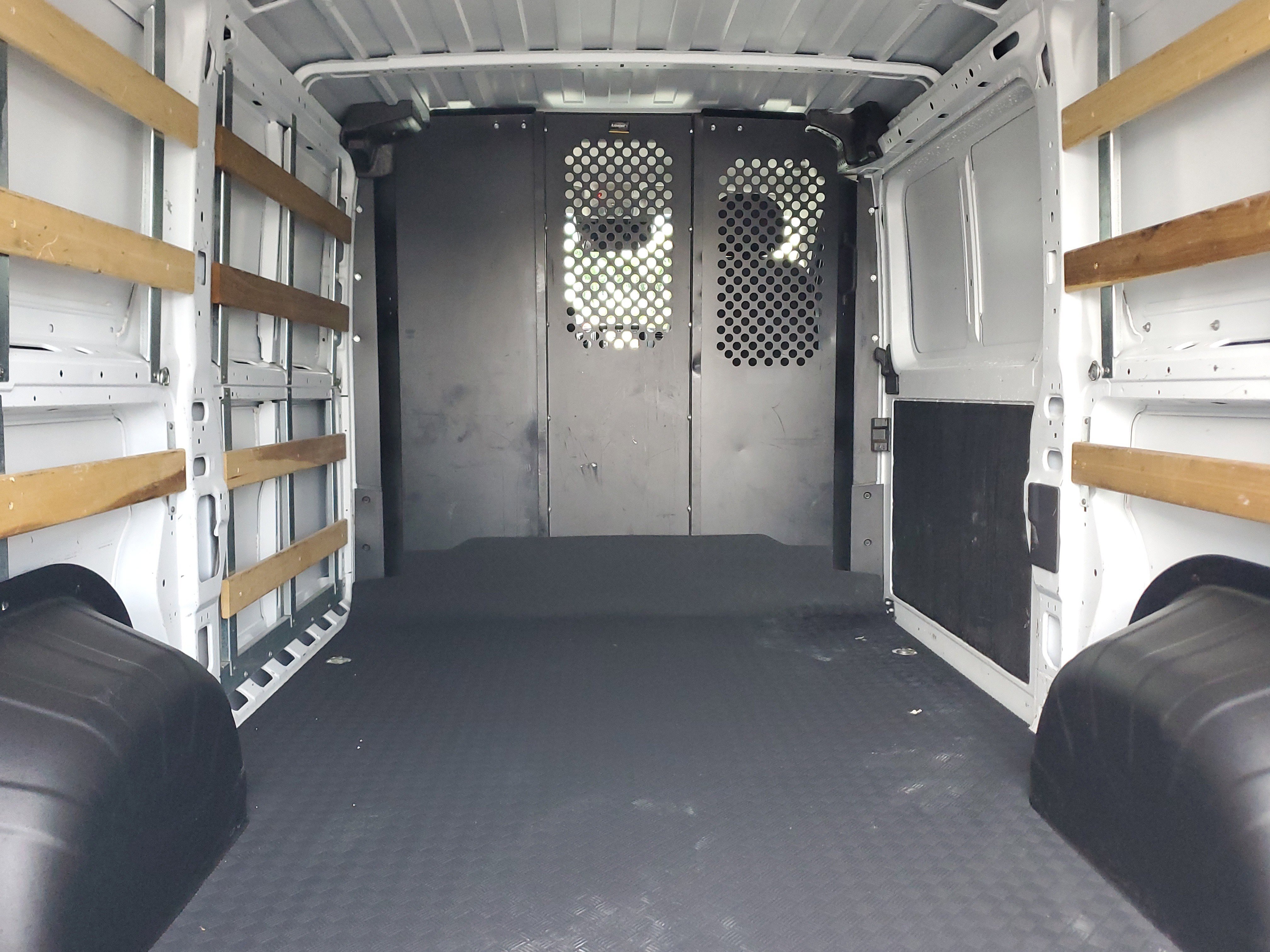 Used 2023 RAM ProMaster 2500 image 14