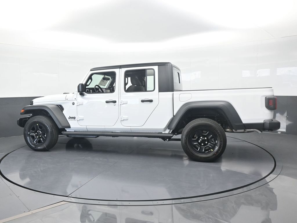 New 2026 Jeep Gladiator Sport AWD/4WD image 3