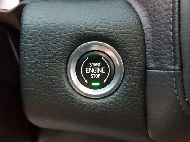 Used 2021 GMC Yukon XL Denali image 24