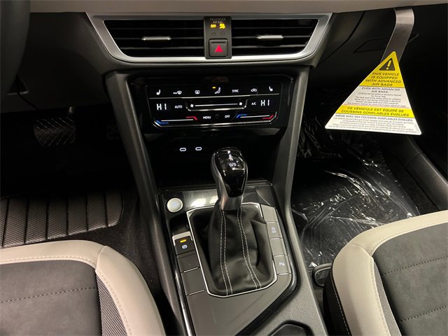 New 2026 Volkswagen Taos SE image 19