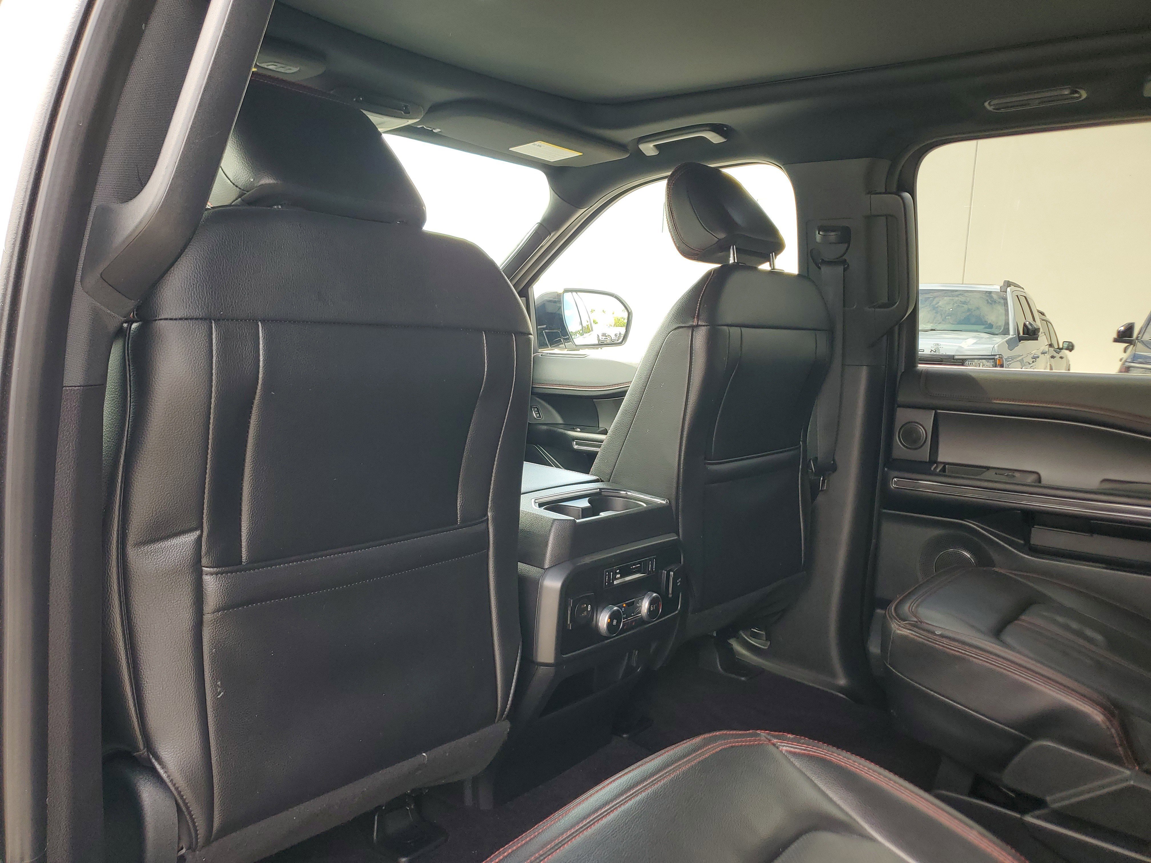 Used 2021 Ford Expedition Limited RWD image 15