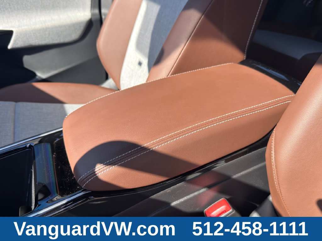 Used 2025 Volkswagen ID.4 Pro RWD image 15