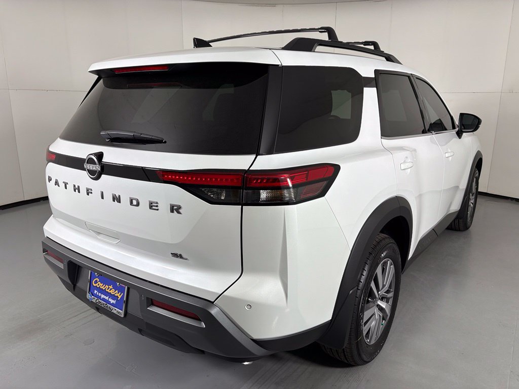 New 2026 Nissan Pathfinder SL FWD image 9