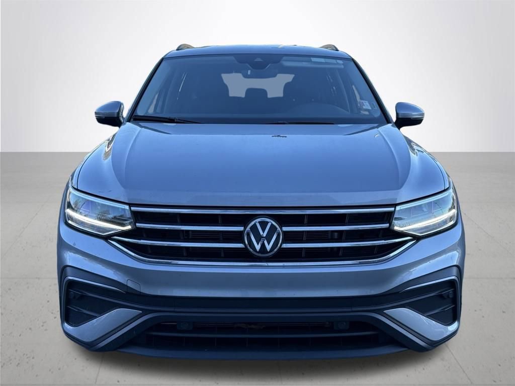 Used 2024 Volkswagen Tiguan S image 3