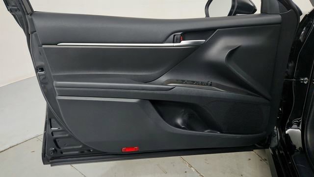 Used 2023 Toyota Camry LE image 11
