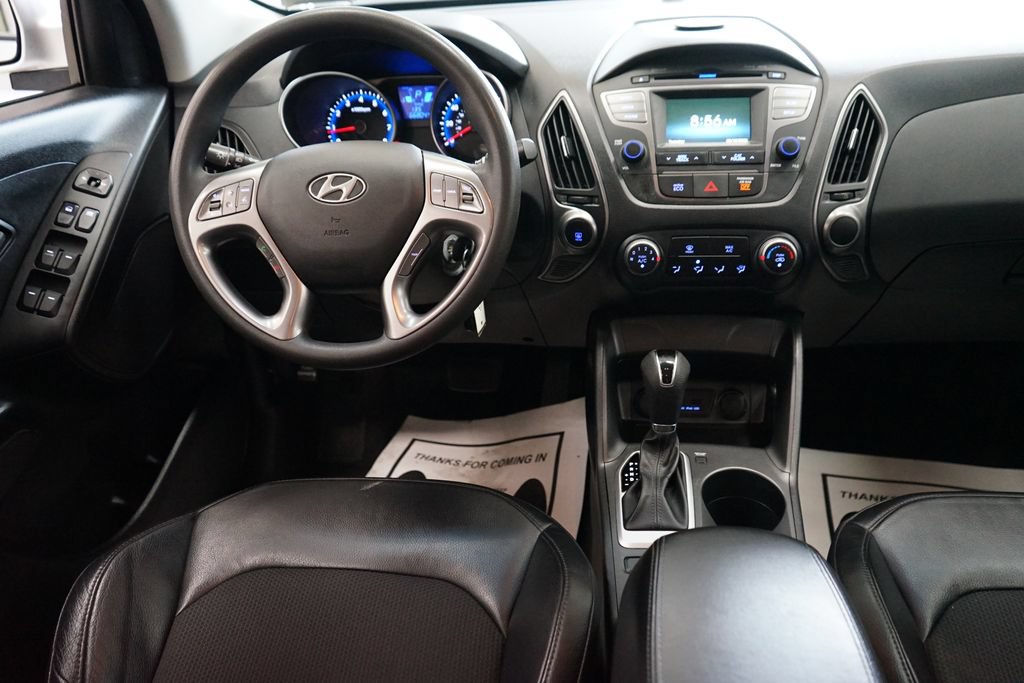 Used 2015 Hyundai Tucson GLS w/ Option Group 02 AWD/4WD image 9