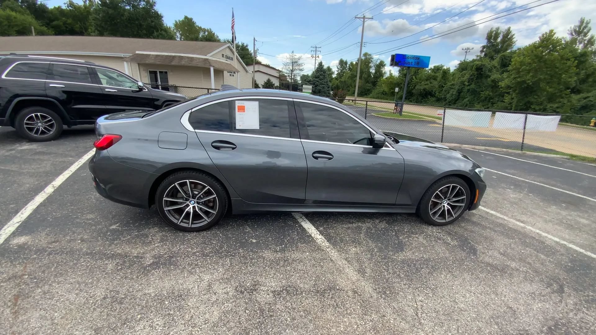 Used 2020 BMW 330i xDrive Sedan w/ Premium Package AWD/4WD image 9