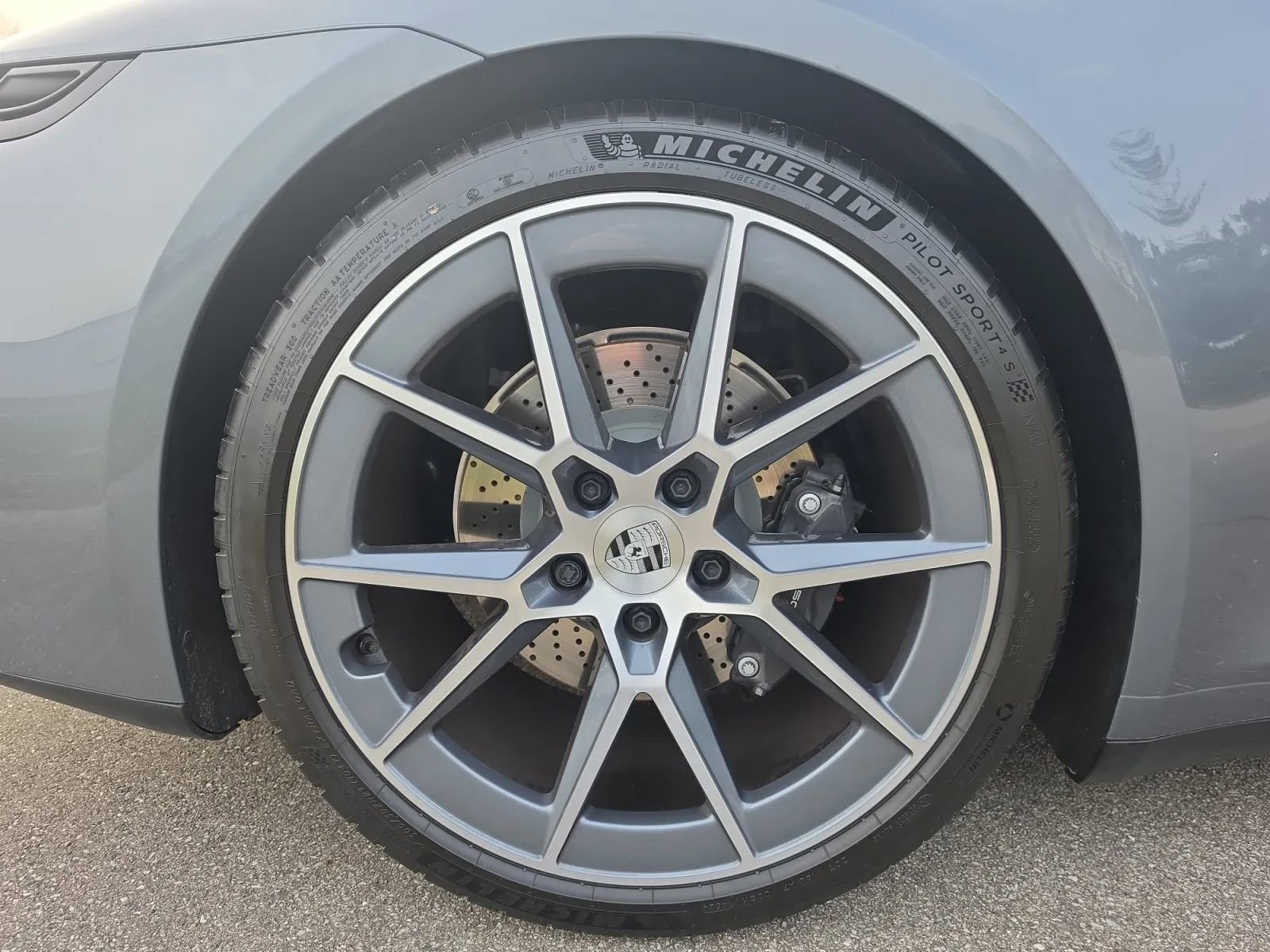 Used 2025 Porsche 911 Carrera T image 31