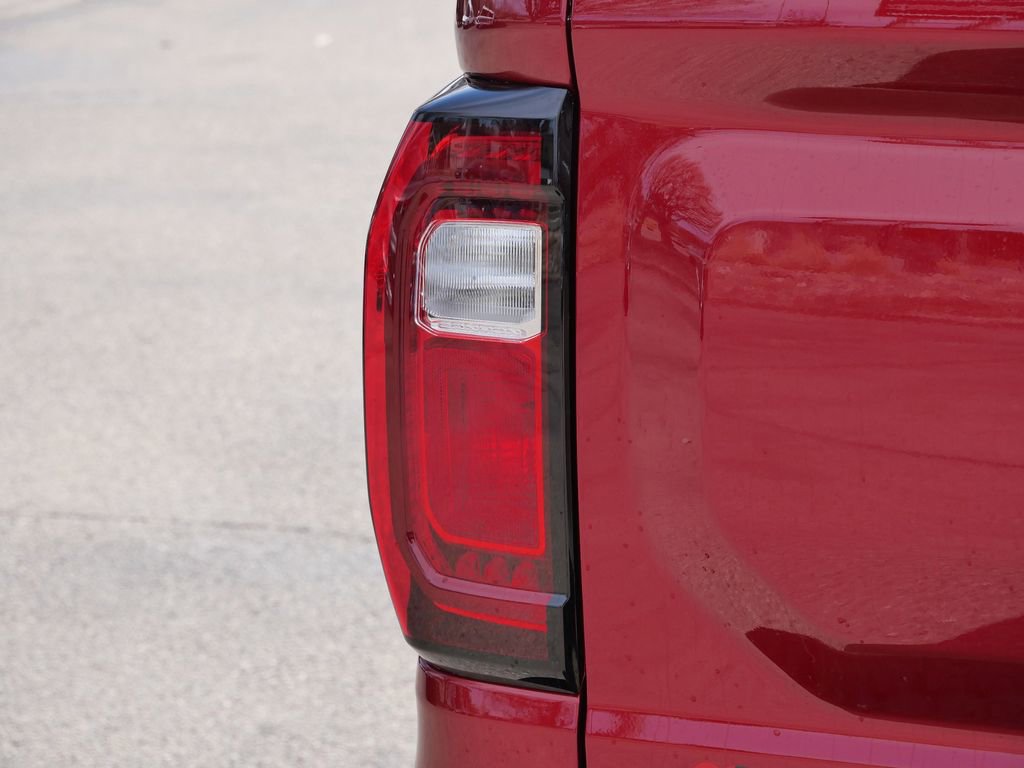 New 2026 GMC Canyon Elevation w/ Convenience Package image 11