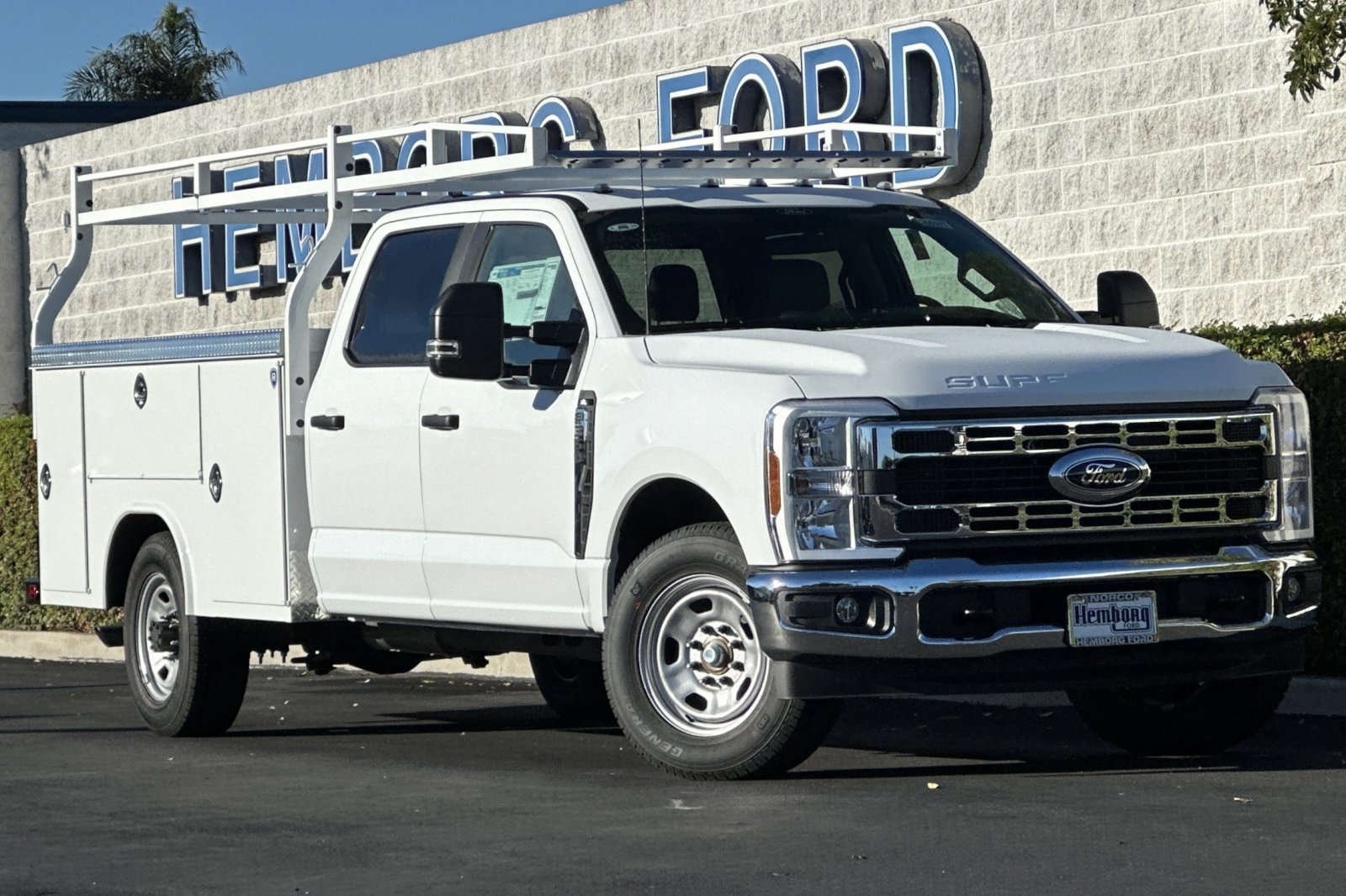 New 2026 Ford F350 XL w/ XL Chrome Package RWD image 2