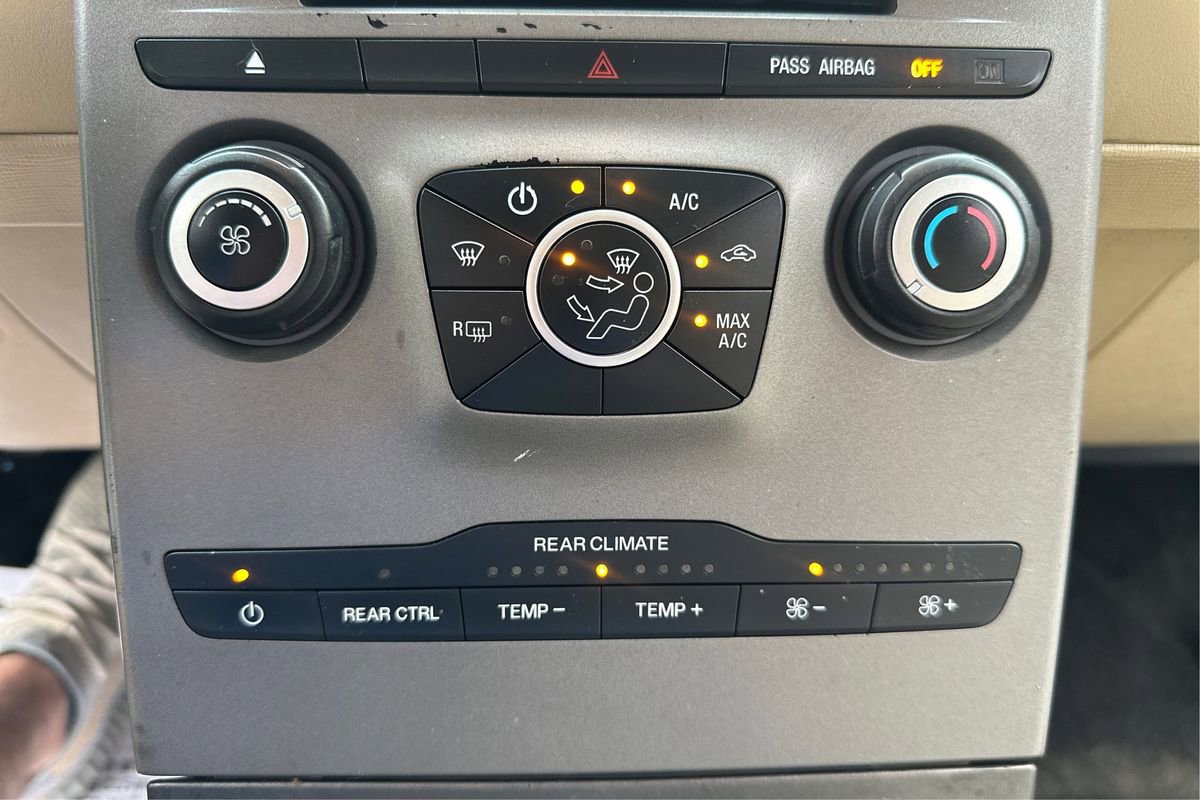 Used 2016 Ford Flex SE image 29