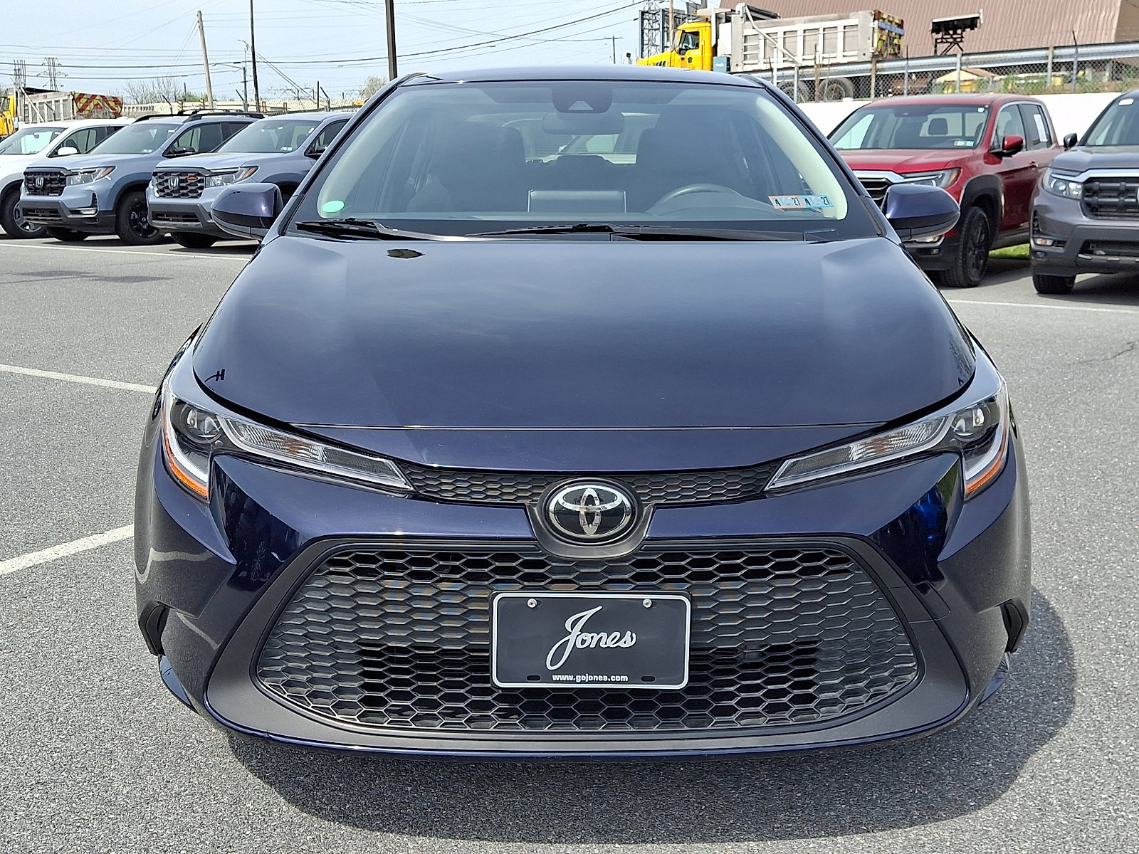 Used 2021 Toyota Corolla LE w/ LE Convenience Package FWD image 2
