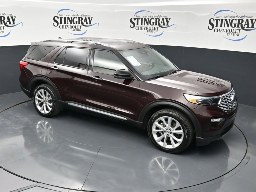 Used 2023 Ford Explorer Platinum w/ Equipment Group 601A AWD/4WD image 9