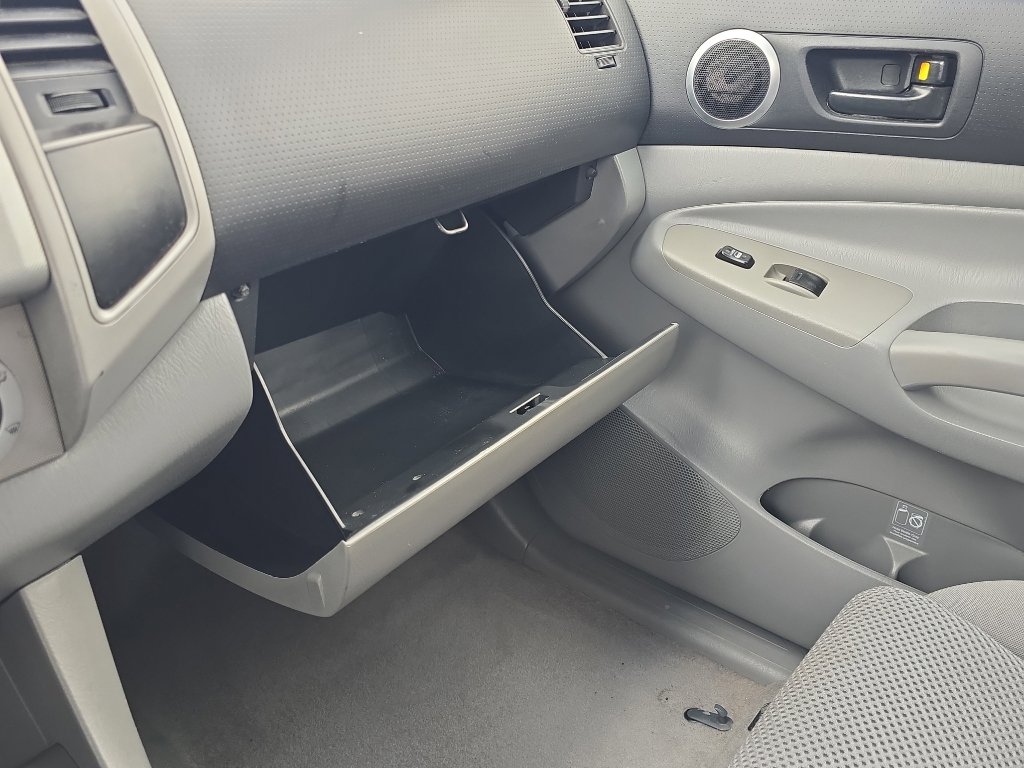 Used 2008 Toyota Tacoma PreRunner RWD image 27