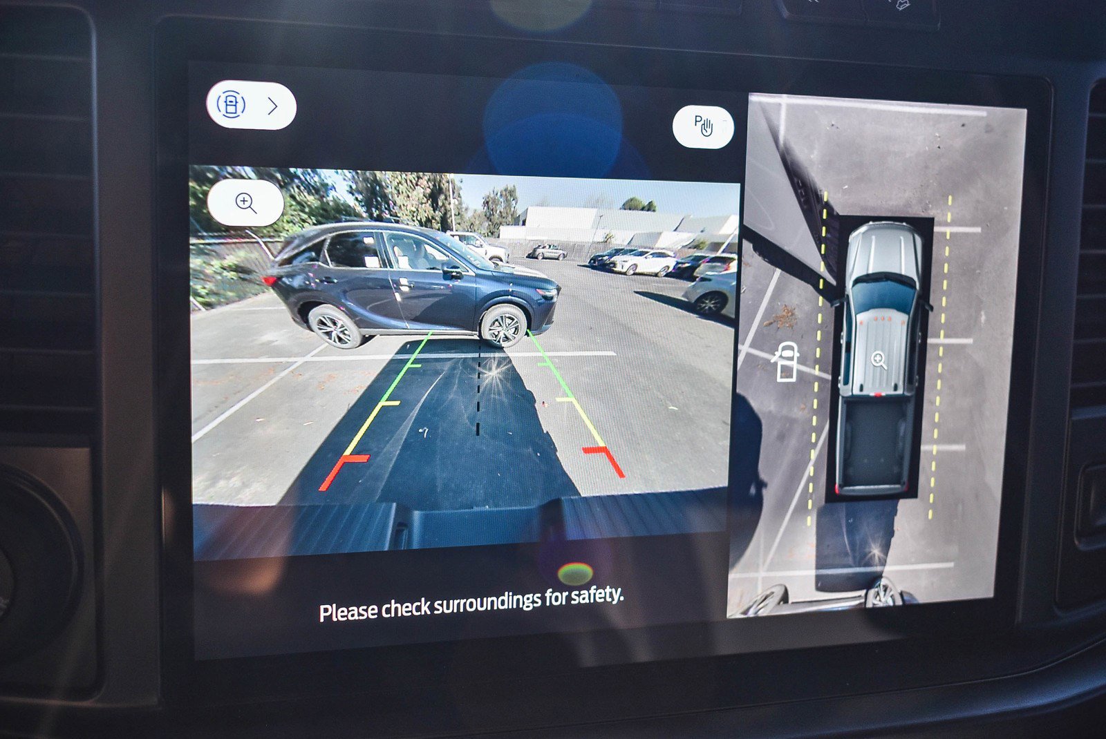 Used 2024 Ford F350 Lariat w/ Lariat Ultimate Package image 22