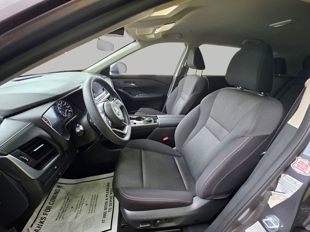 Used 2024 Nissan Rogue SV AWD/4WD image 17