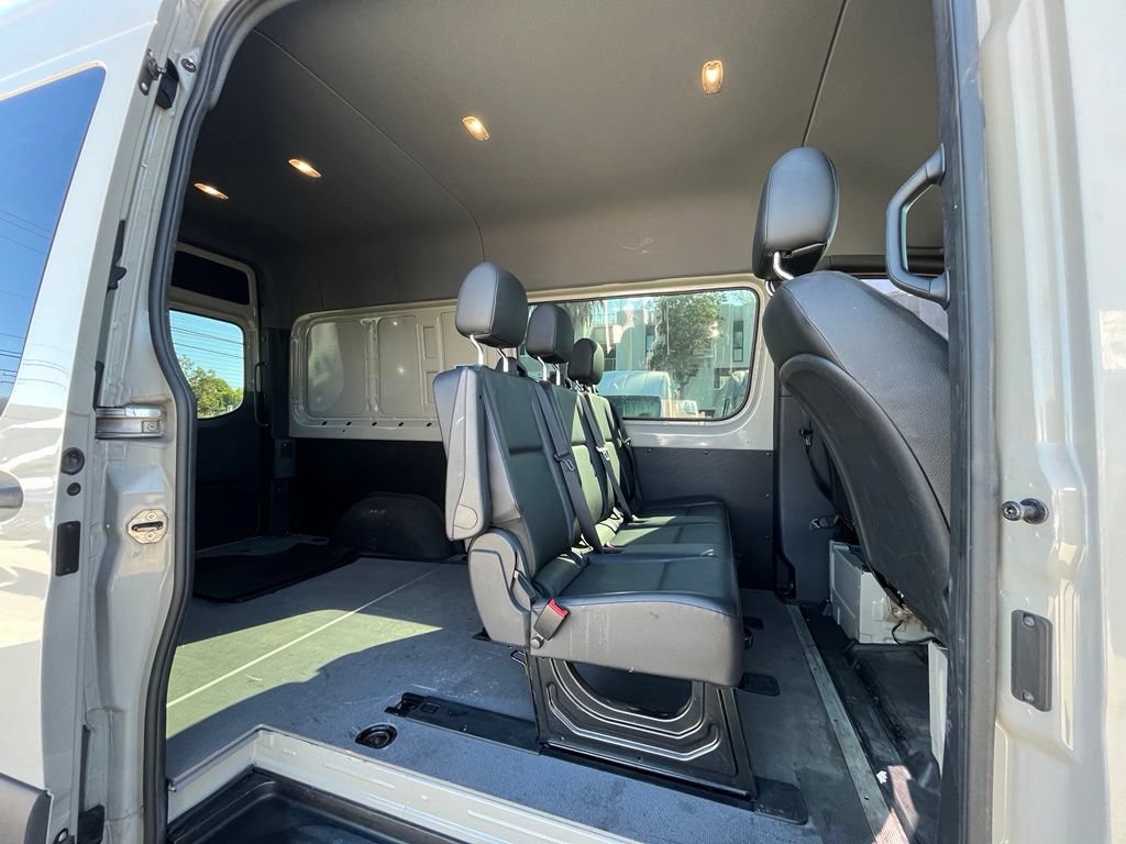 Used 2023 Mercedes-Benz Sprinter 2500 image 5