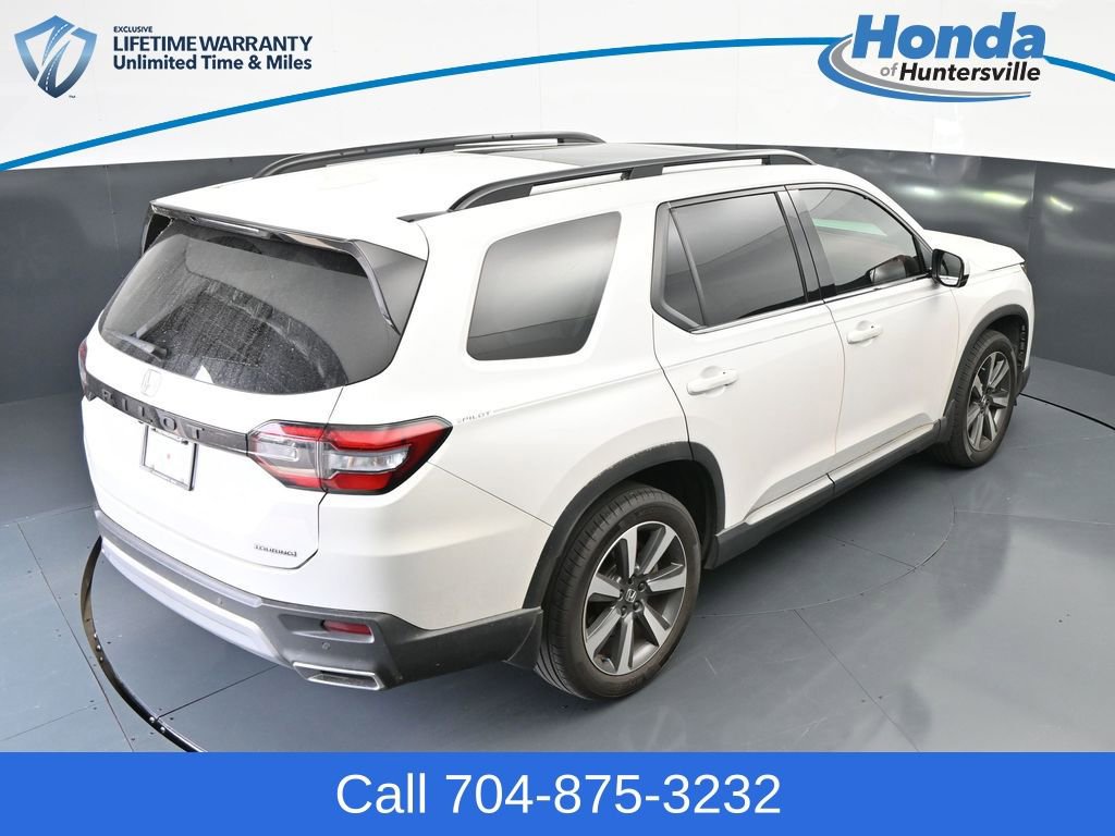 Used 2023 Honda Pilot Touring image 28