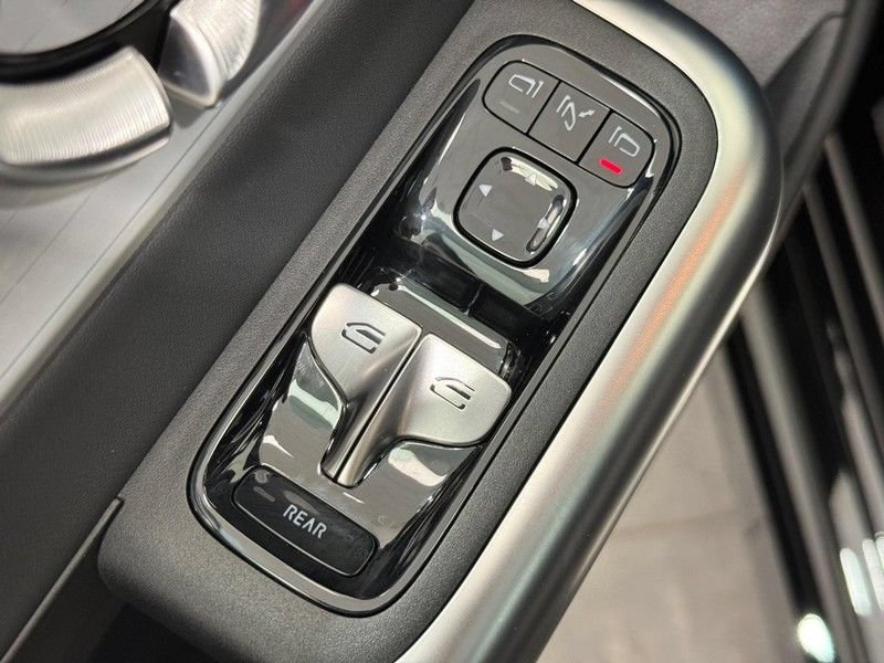 Used 2026 Mercedes-Benz CLA 350 w/ Winter Package image 17