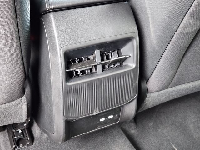 Used 2026 Jeep Cherokee Laredo AWD/4WD image 30