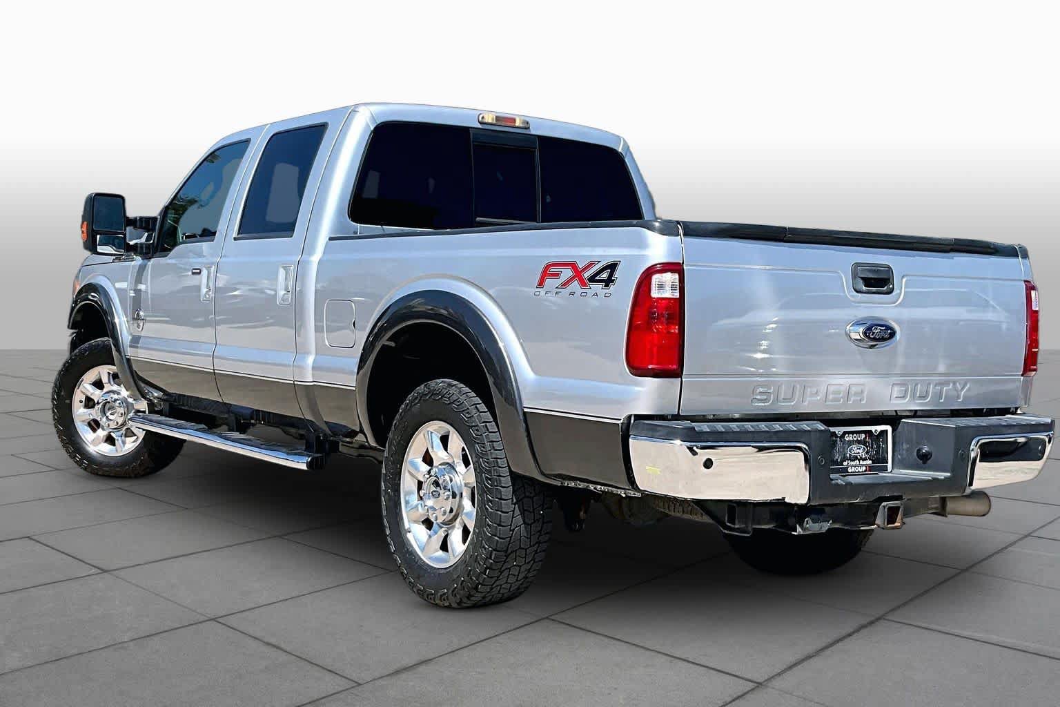 Used 2016 Ford F250 Lariat w/ Lariat Ultimate Package AWD/4WD image 12