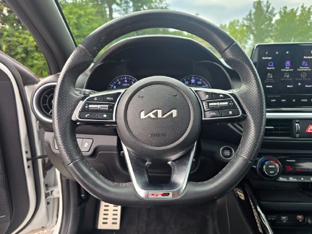Used 2023 Kia Forte GT-Line w/ GT-Line Premium Package FWD image 23