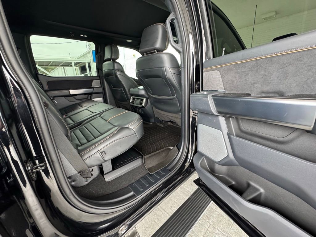 Used 2023 Ford F250 Platinum image 24