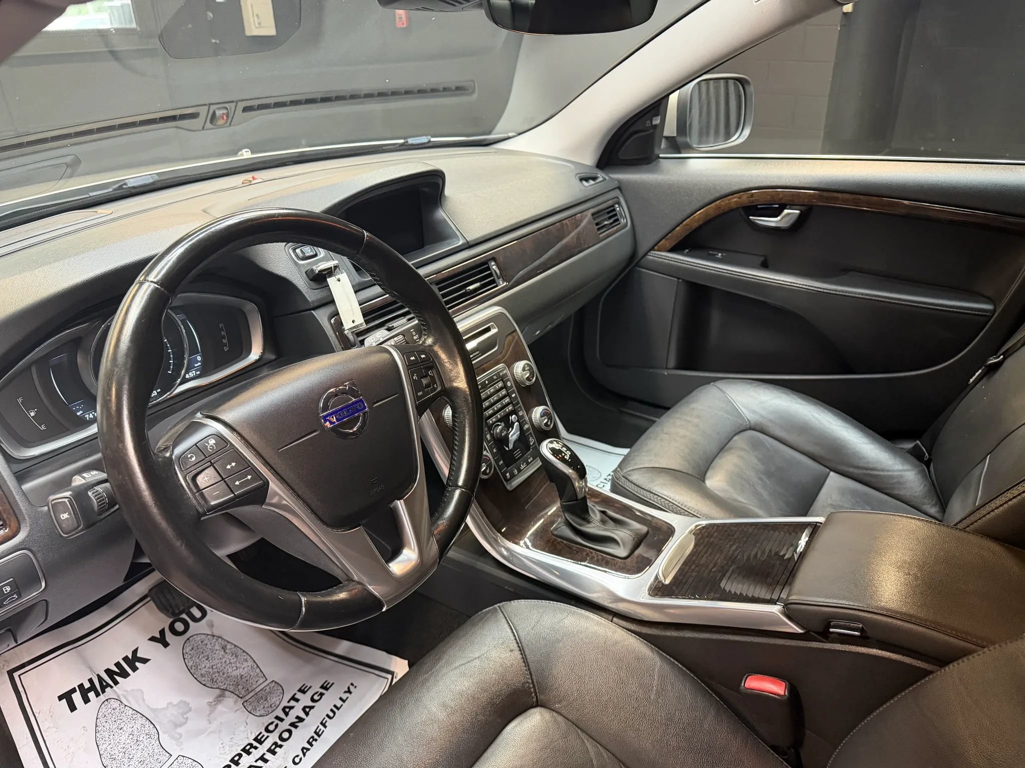 Used 2016 Volvo XC70 T5 Platinum w/ Protection Package AWD/4WD image 11