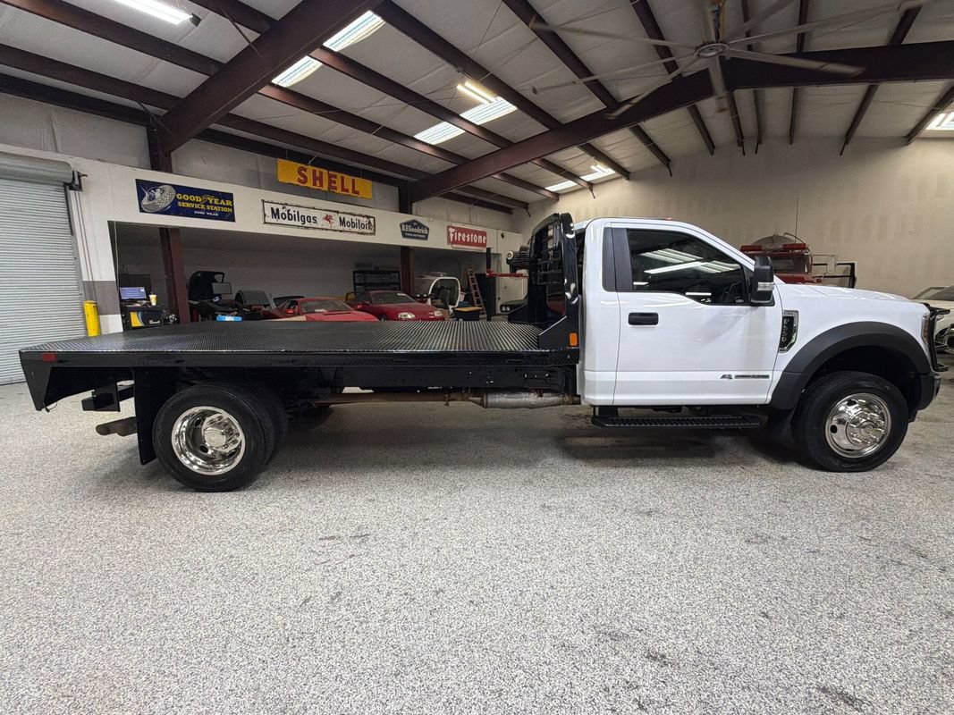 Used 2019 Ford F550 2WD Regular Cab Super Duty image 9
