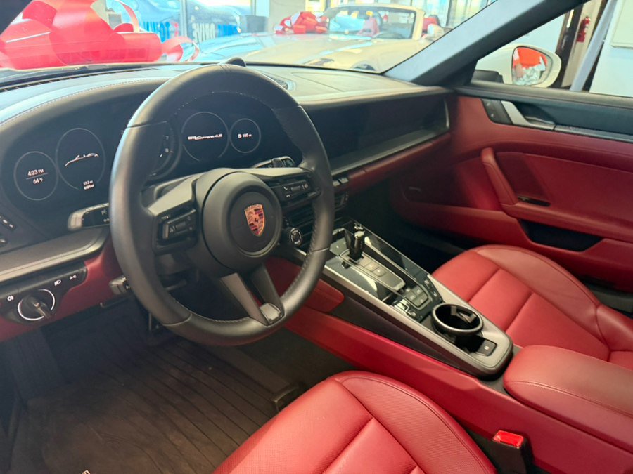 Used 2024 Porsche 911 Carrera 4S AWD/4WD image 48