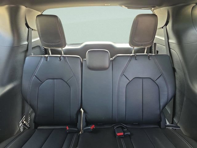 New 2026 Chrysler Voyager LX FWD image 19