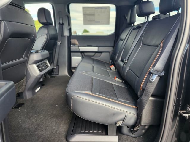 New 2026 Ford F250 Lariat w/ Chrome Package image 17