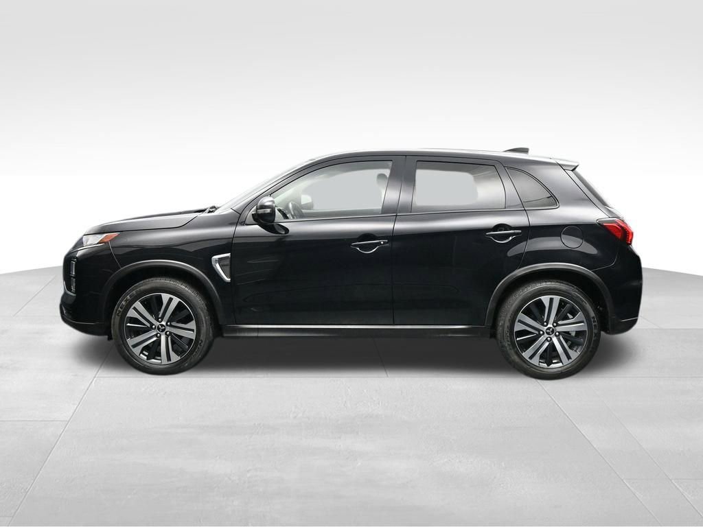 Used 2020 Mitsubishi Outlander Sport SE FWD image 2