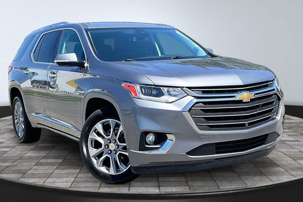 Used 2020 Chevrolet Traverse Premier FWD image 12