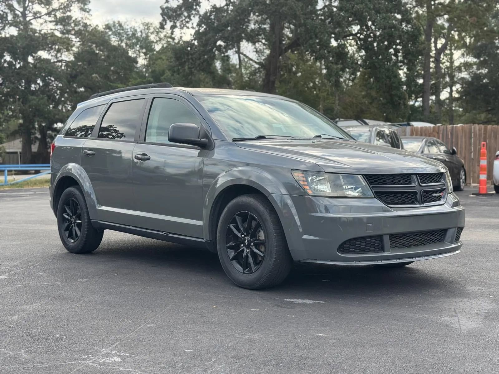 Used 2020 Dodge Journey SE w/ SE Popular Equipment Group image 4