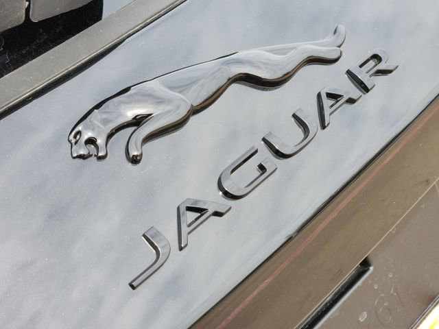 Used 2026 Jaguar F-PACE R-Dynamic S image 12