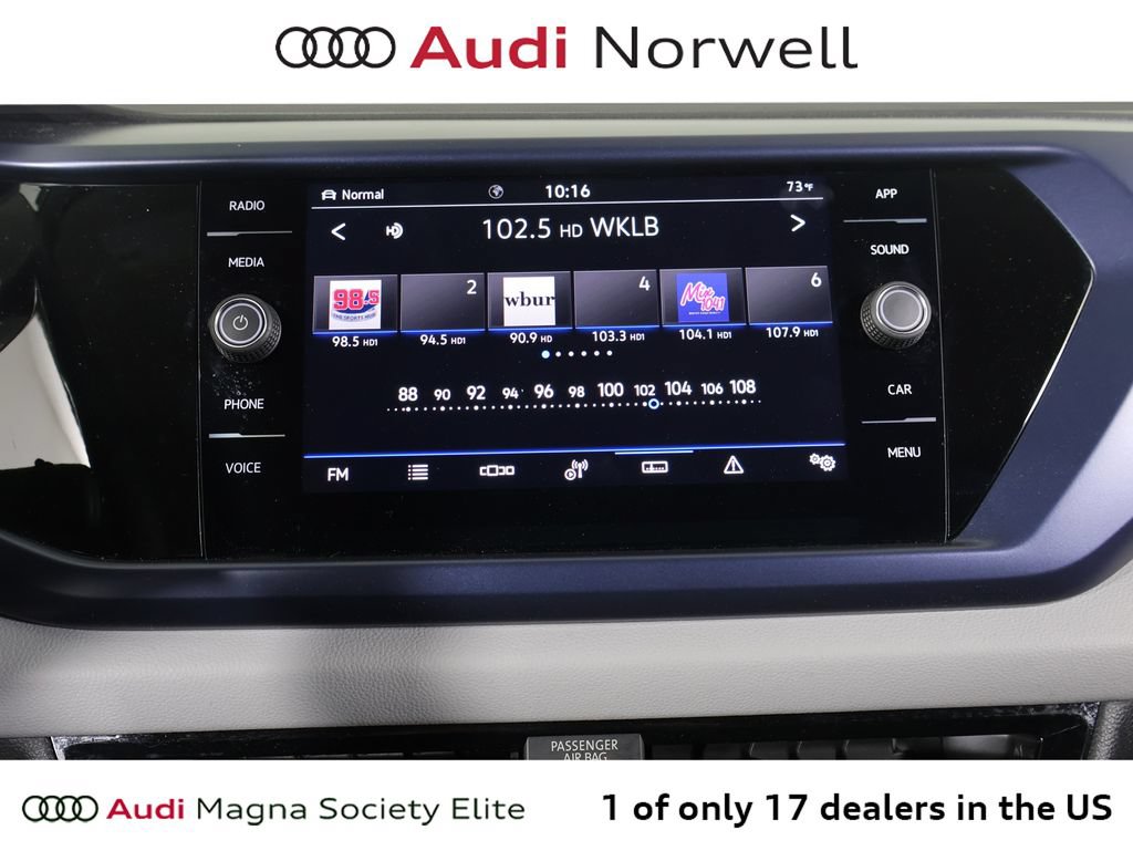 Used 2023 Volkswagen Taos SE AWD/4WD image 6