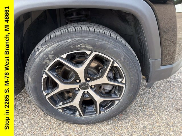 Used 2025 Jeep Compass Limited AWD/4WD image 8