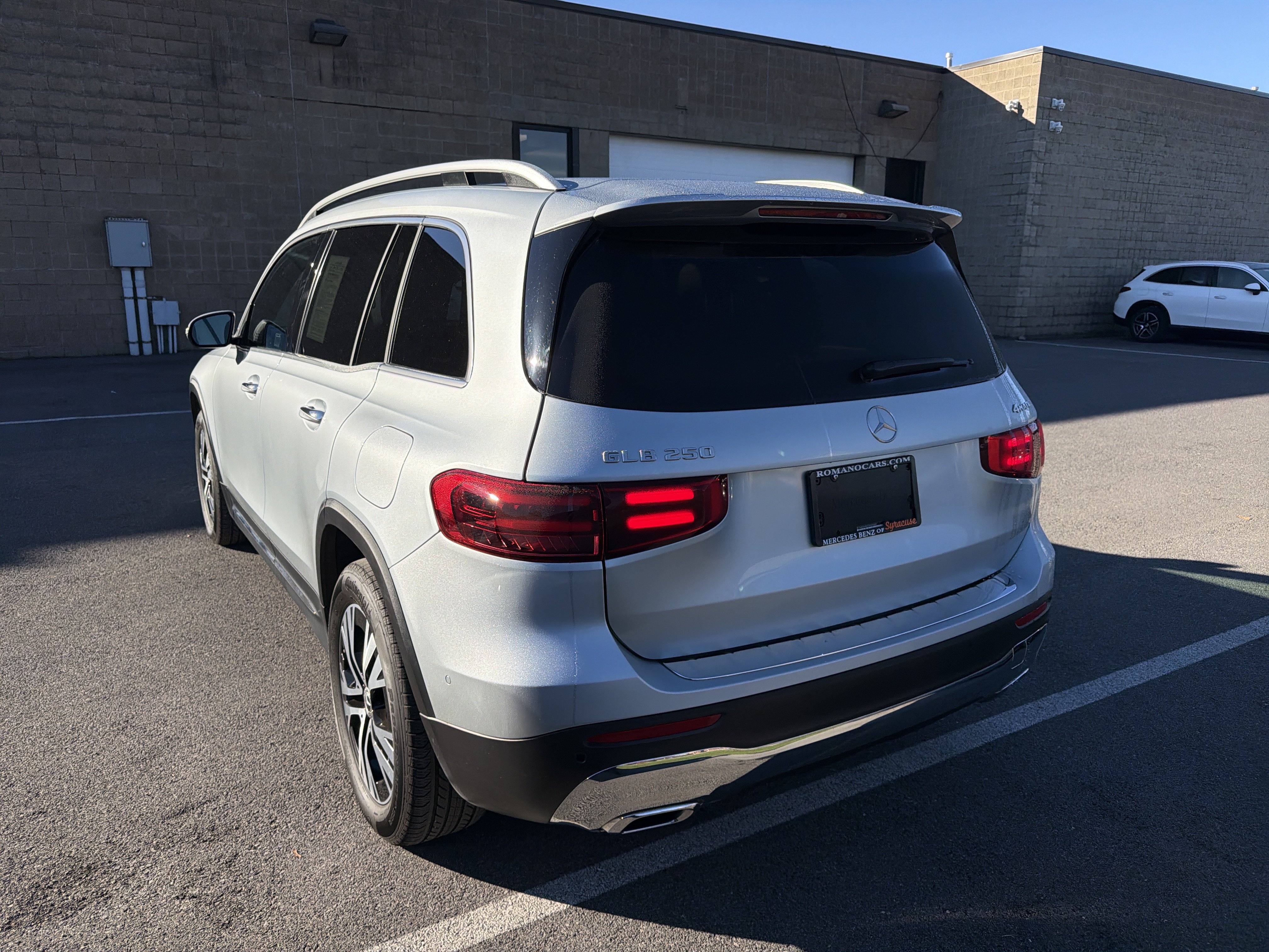 Certified 2025 Mercedes-Benz GLB 250 4MATIC image 5